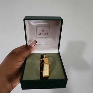 VINTAGE GUCCI WATCH